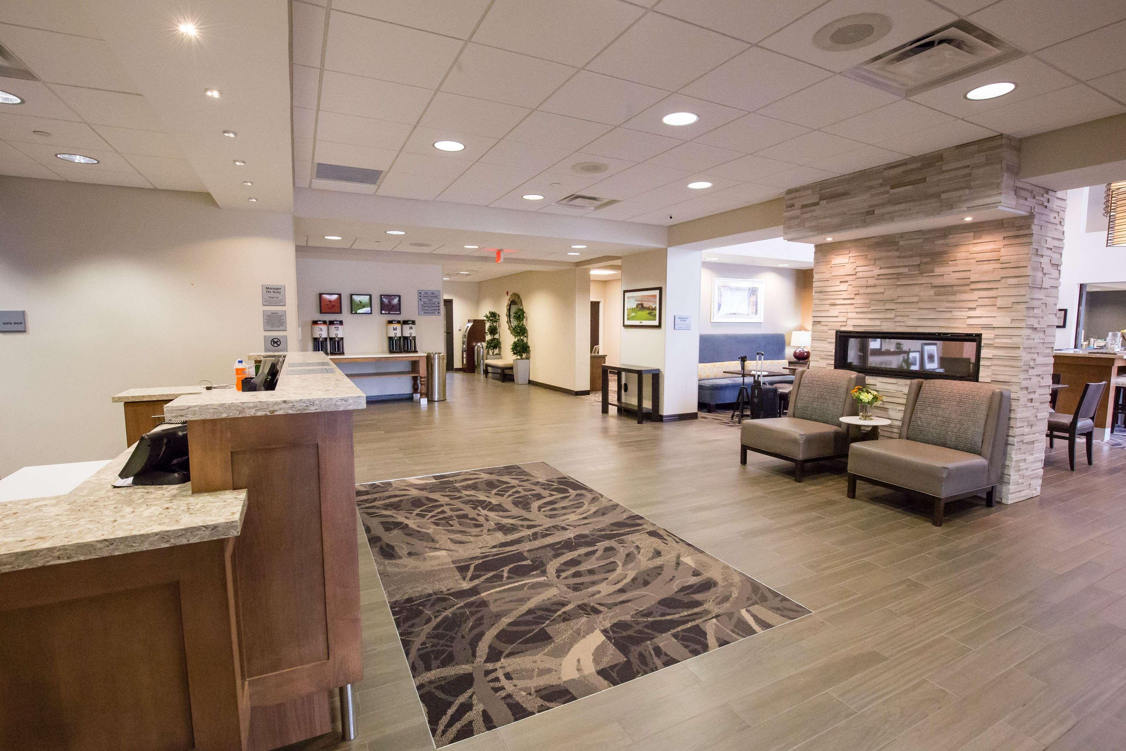 Hampton Inn & Suites - Pittsburgh/Harmarville, Pa Ngoại thất bức ảnh