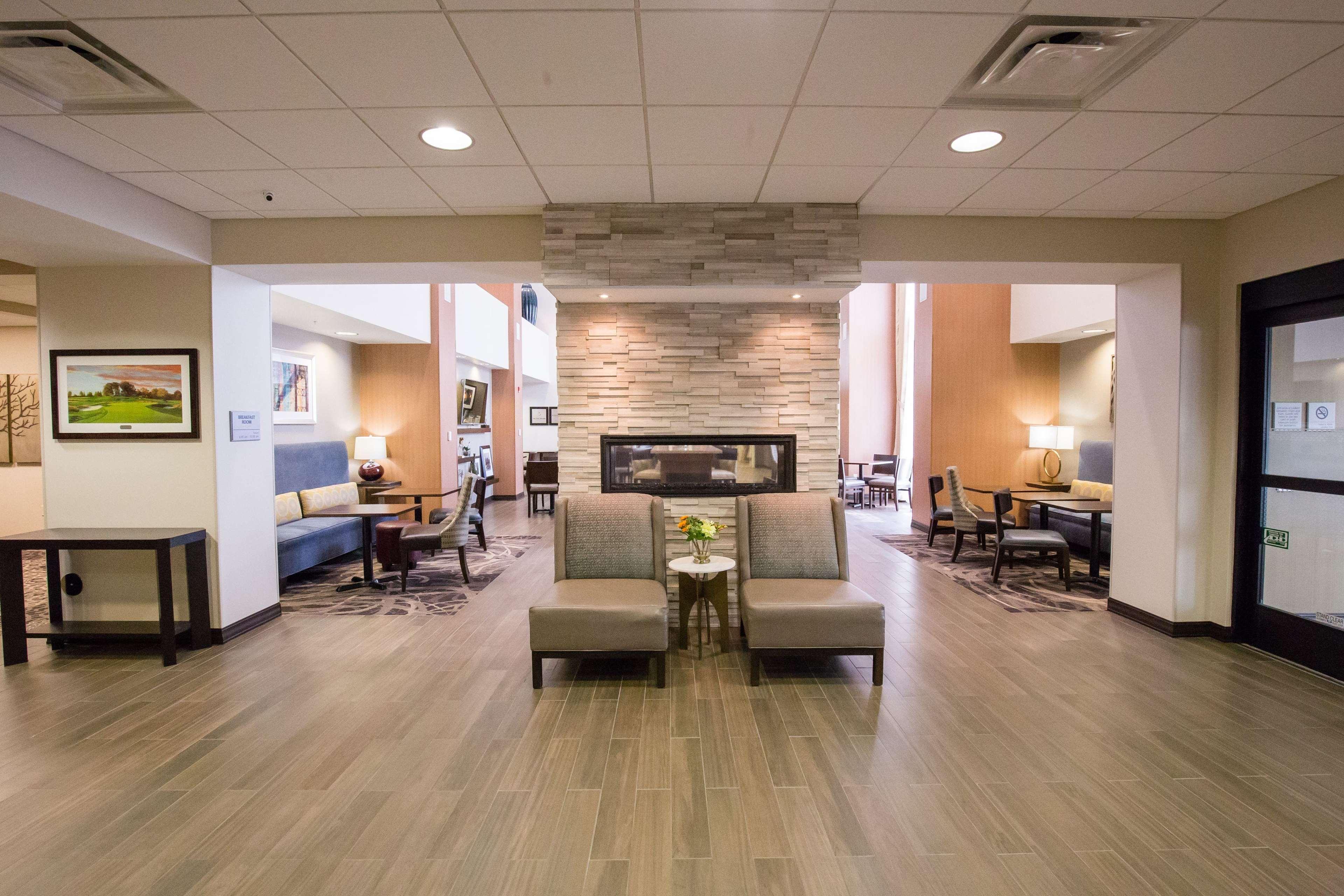 Hampton Inn & Suites - Pittsburgh/Harmarville, Pa Ngoại thất bức ảnh