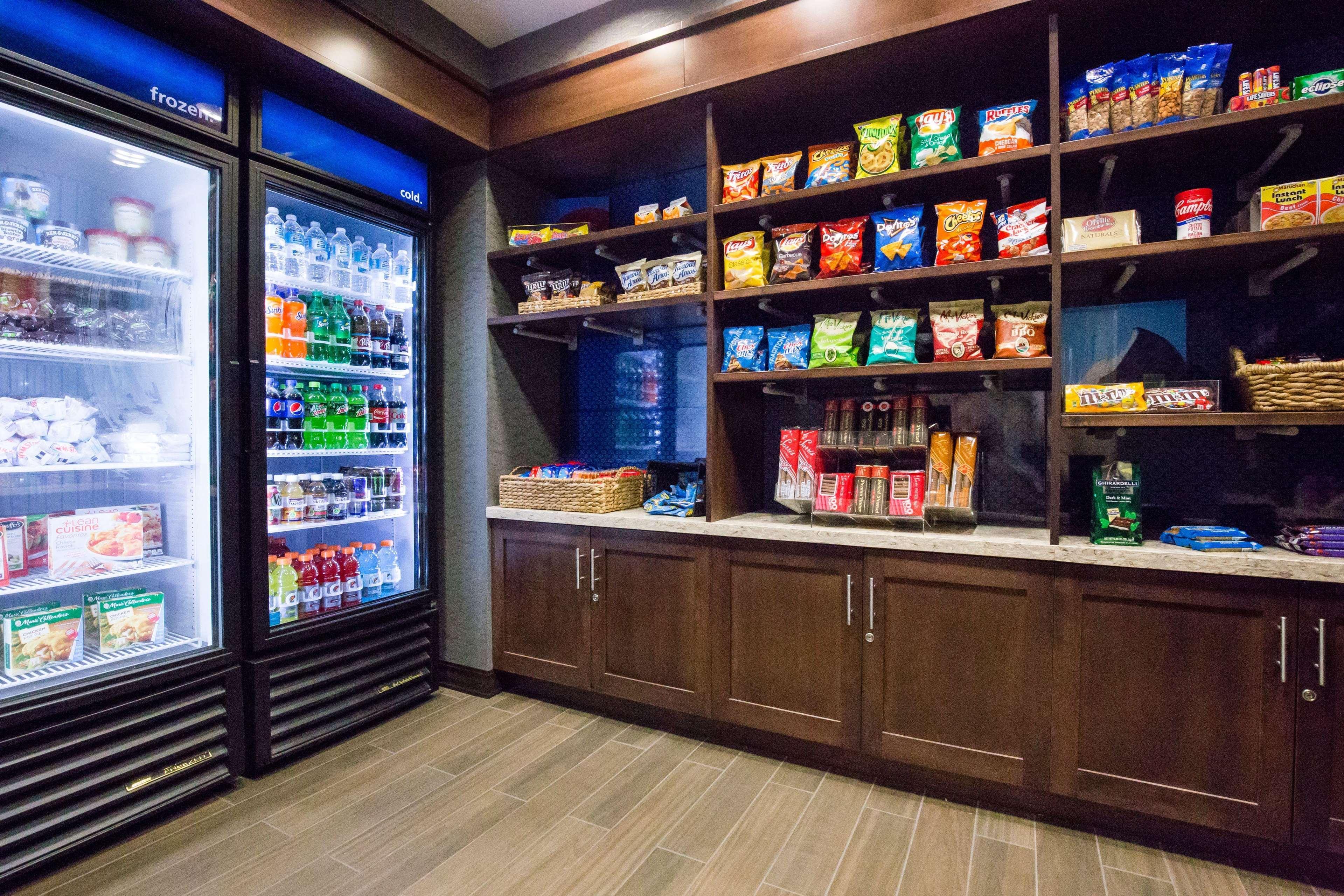 Hampton Inn & Suites - Pittsburgh/Harmarville, Pa Ngoại thất bức ảnh