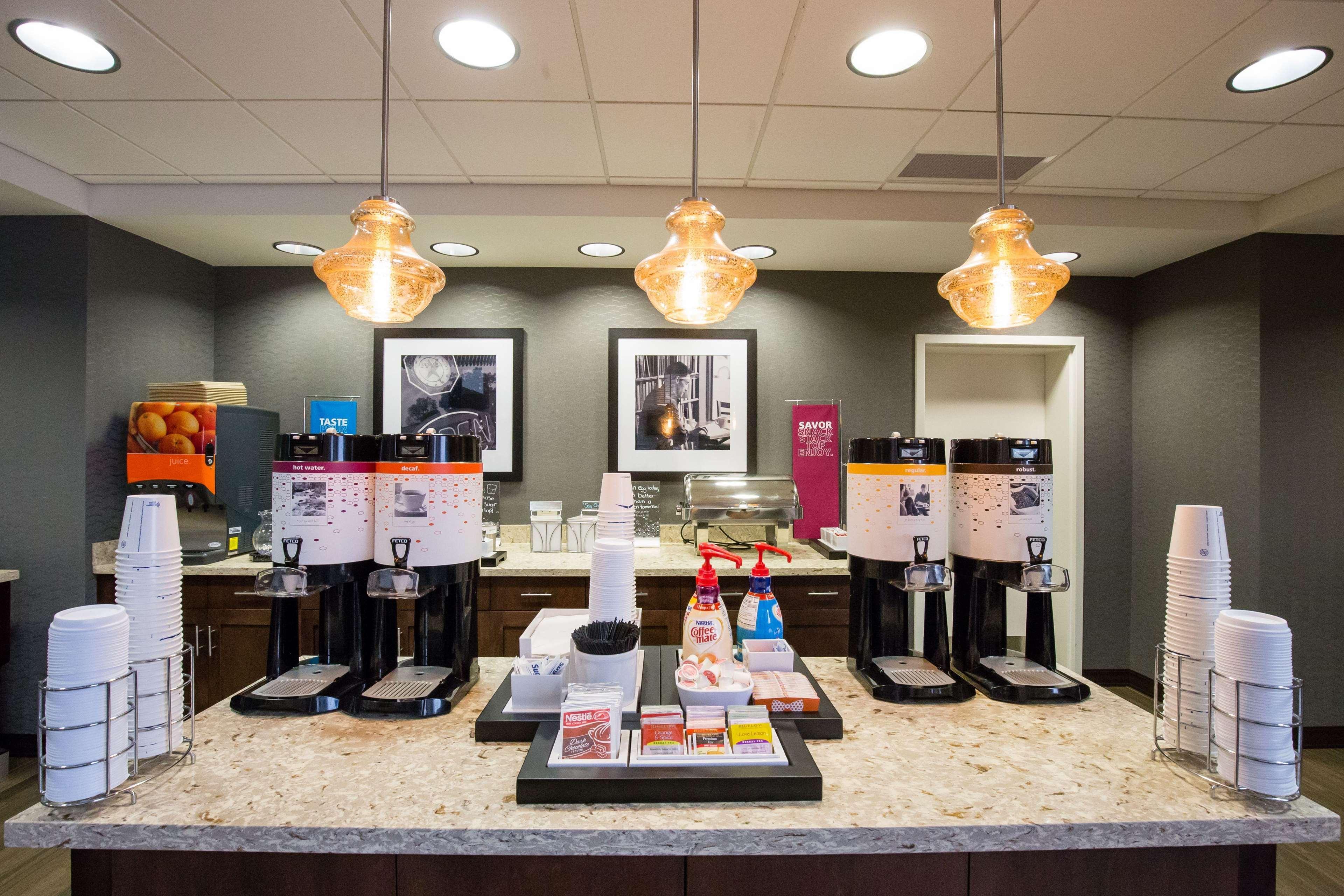 Hampton Inn & Suites - Pittsburgh/Harmarville, Pa Ngoại thất bức ảnh