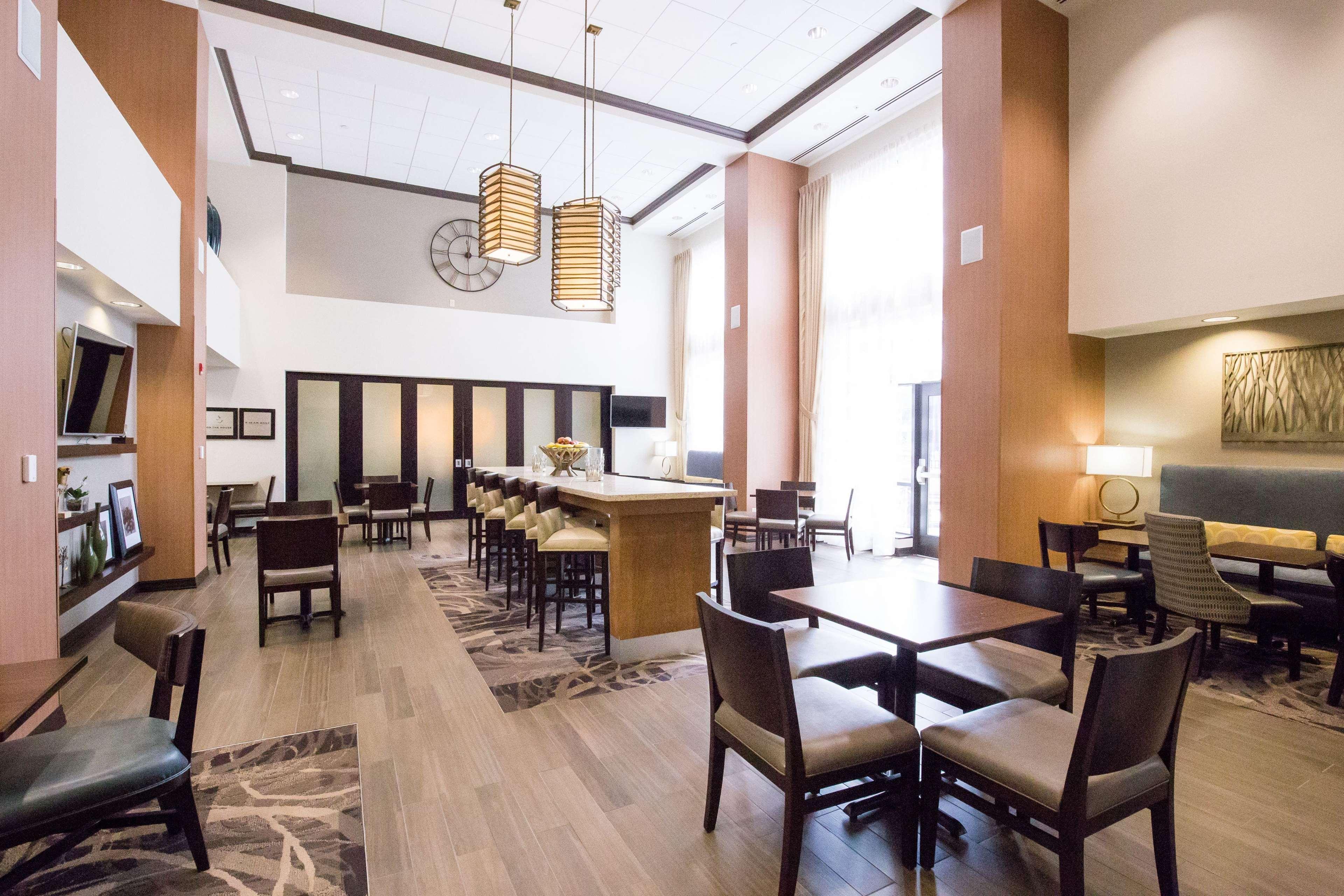 Hampton Inn & Suites - Pittsburgh/Harmarville, Pa Ngoại thất bức ảnh
