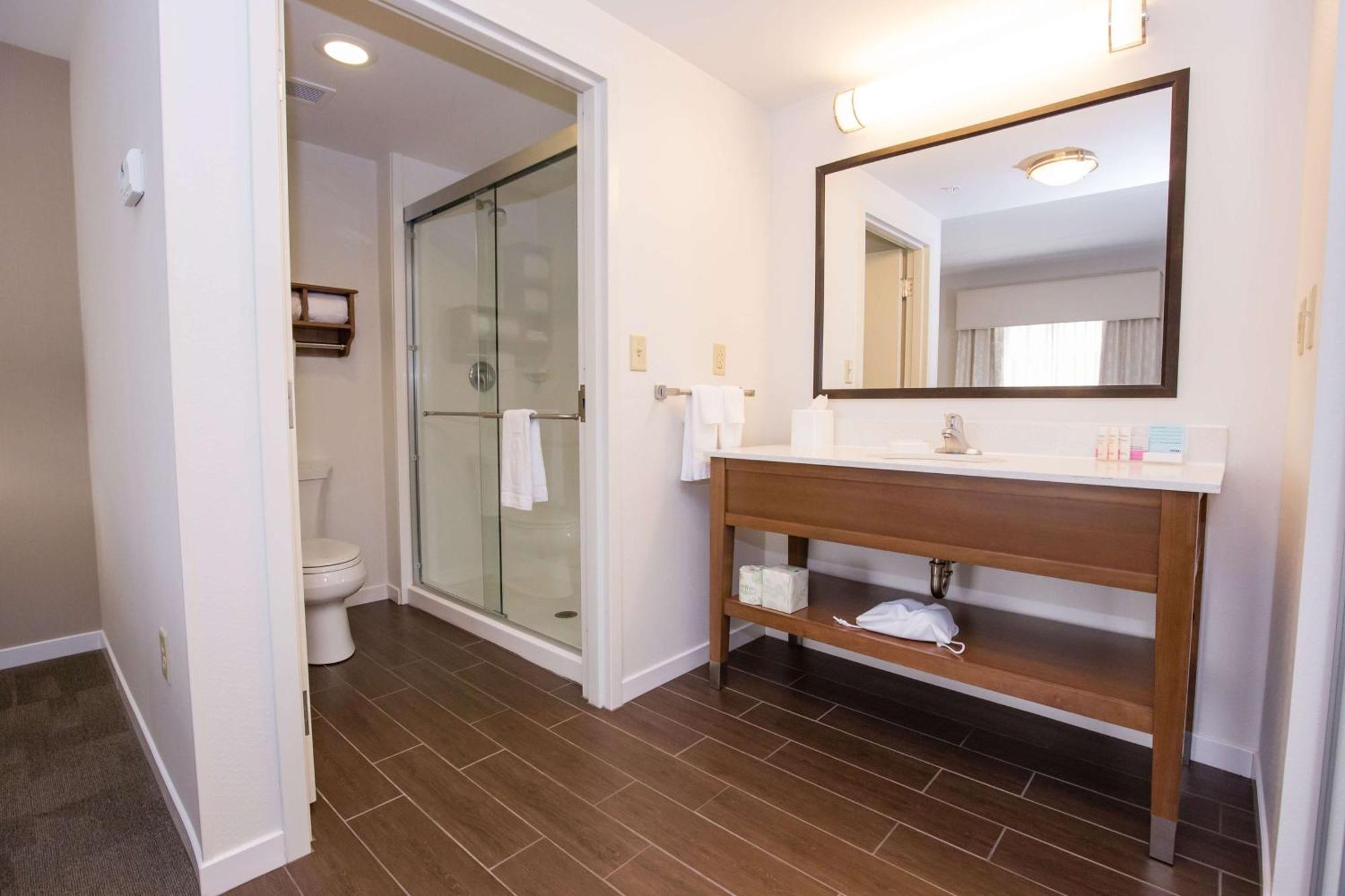 Hampton Inn & Suites - Pittsburgh/Harmarville, Pa Ngoại thất bức ảnh