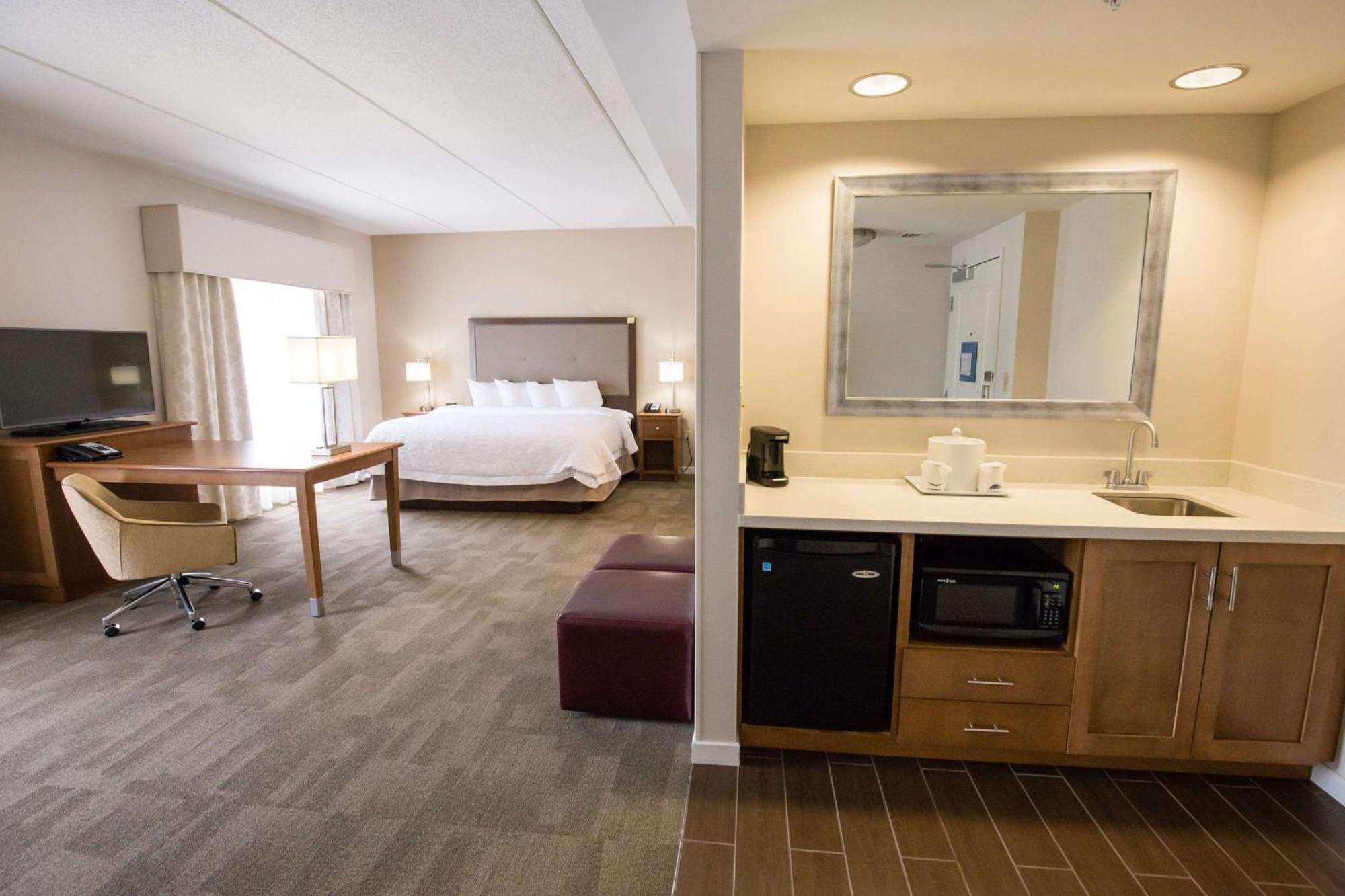 Hampton Inn & Suites - Pittsburgh/Harmarville, Pa Ngoại thất bức ảnh