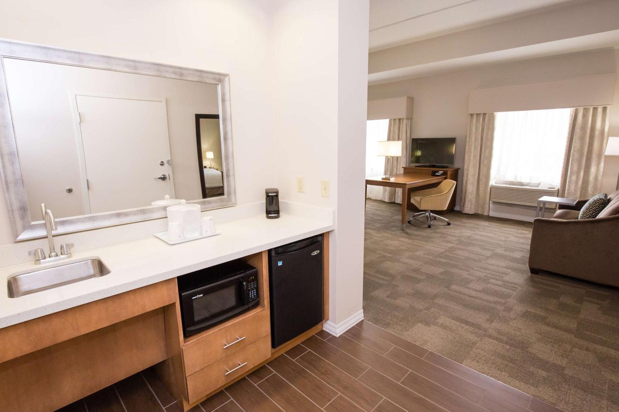Hampton Inn & Suites - Pittsburgh/Harmarville, Pa Ngoại thất bức ảnh